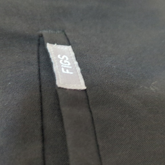 Figs Casma Three-Pocket Scrub Top™ S - Picture 13 of 16